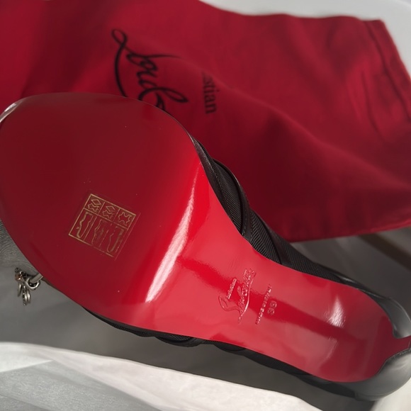 Brand new. Christian louboutin main image 2